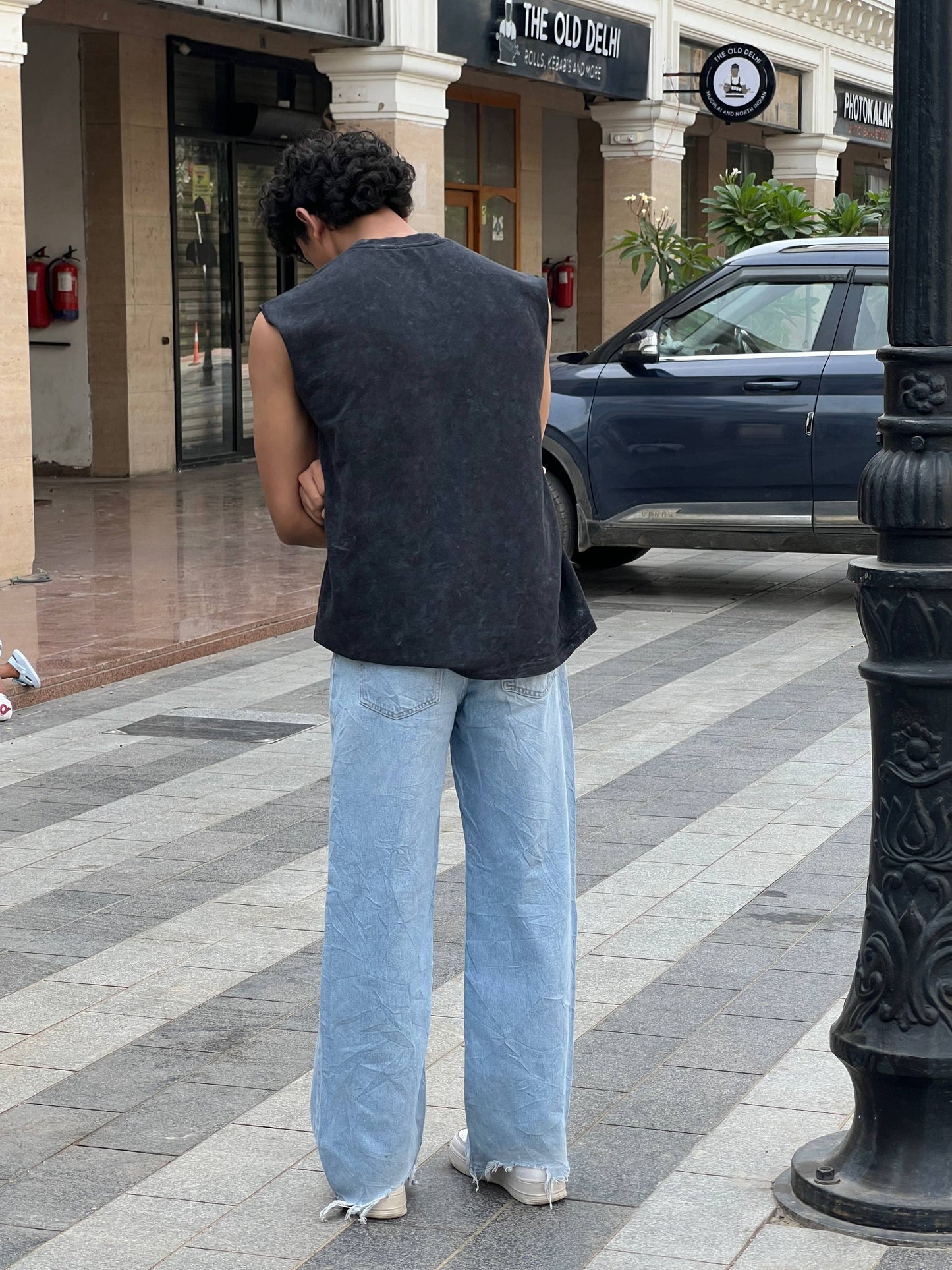 Glacier Wide-Leg Jeans – Light Blue