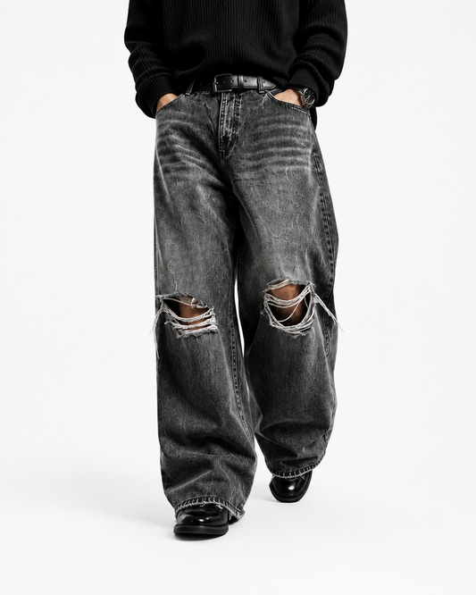 Distressed Baggy Jeans